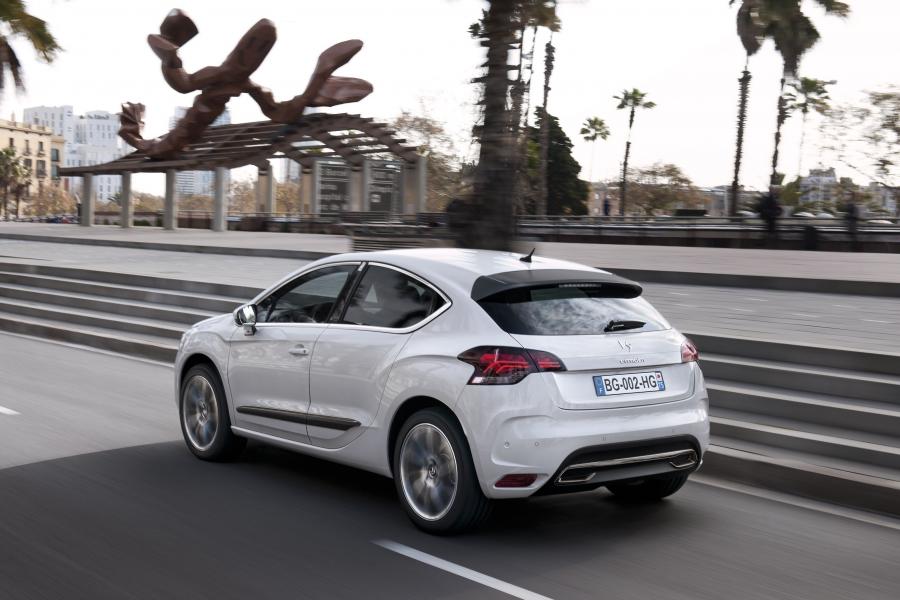  Citroen DS4 2010 года  (фото 113 из 143)
